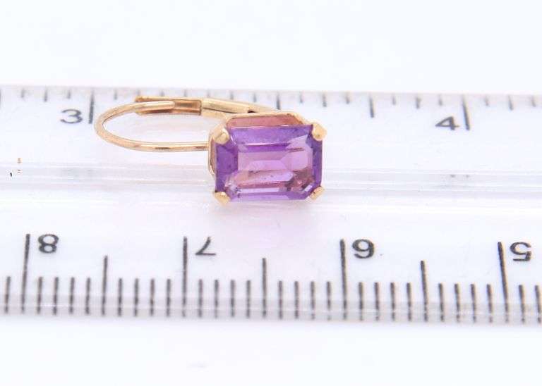 10KT Yellow Gold Amethyst Earrings