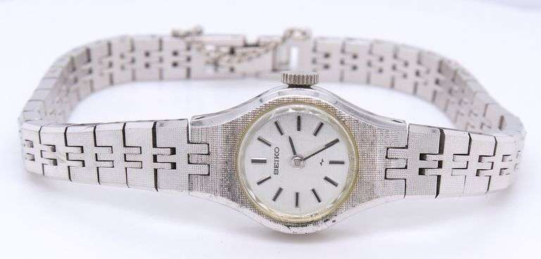 Seiko Ladies Quartz Watch