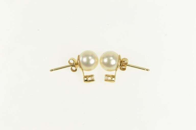 14K Yellow Gold 6.7mm Pearl Diamond Accent Vintage Stud Earrings