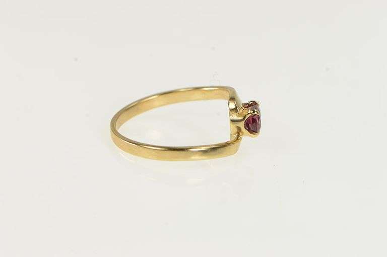 14K Yellow Gold Oval Natural Ruby Vintage Solitaire Bypass Ring