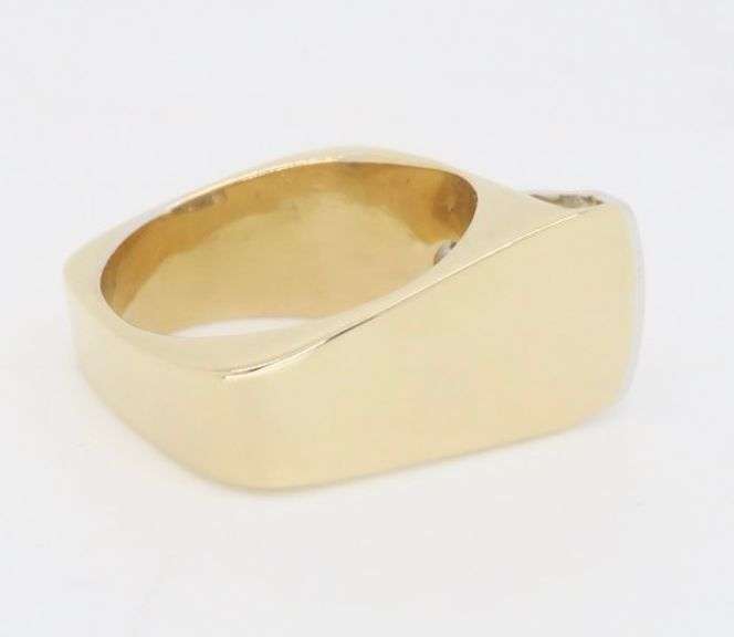 Contemporary Two-Tone Diamond Ring