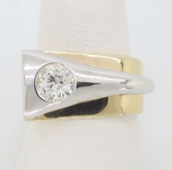 Contemporary Two-Tone Diamond Ring