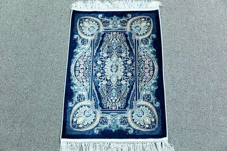 100% Silk Turkish 1.7x2.5