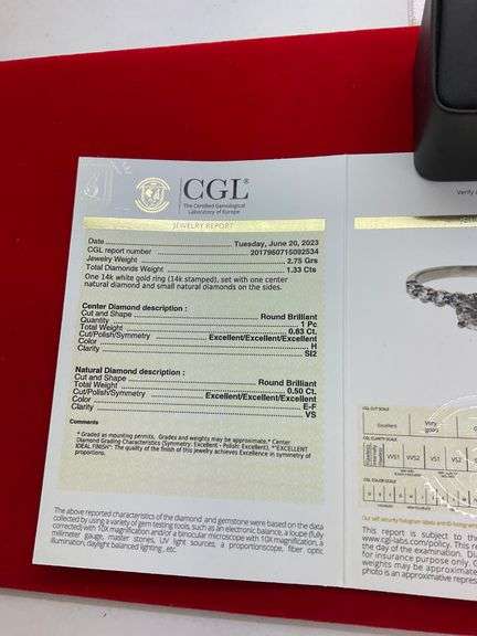 CERTIFIED BRAND NEW 14K WHITE GOLD AND DIAMOND ENGAGEMENT RING