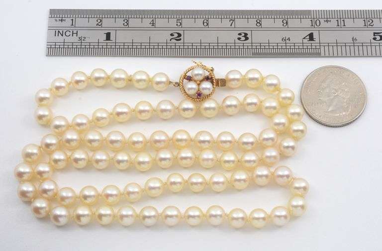 Lovely 24" Strand of Pearls