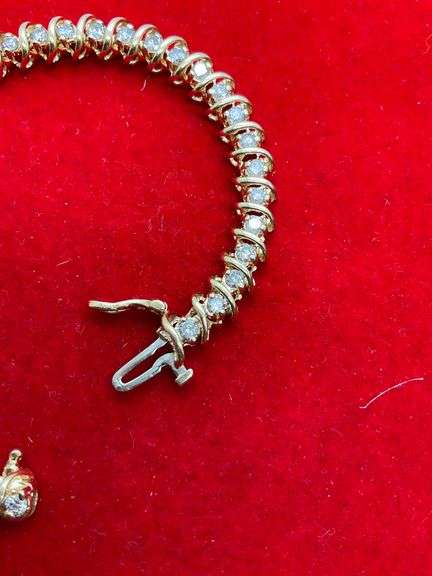 CERTIFIED 14K GOLD AND DIAMOND TENNIS BRACELET. 3.00 CARAT