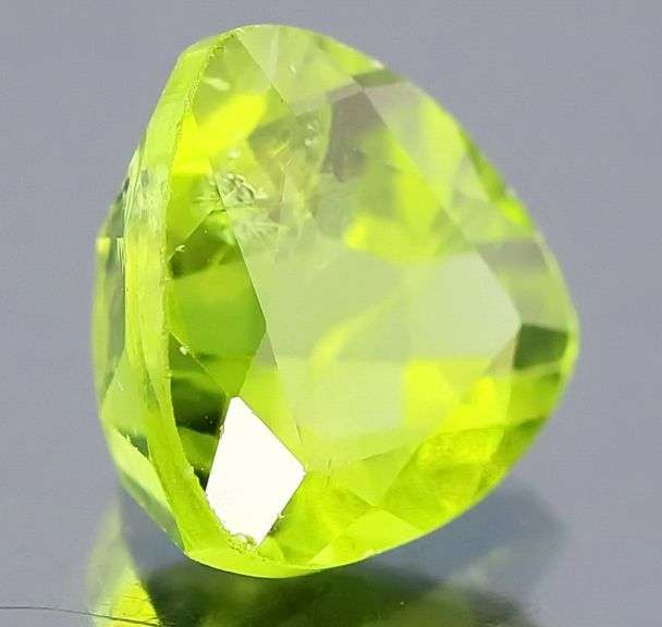 Glittering 3.27ct top Burma green untreated Peridot