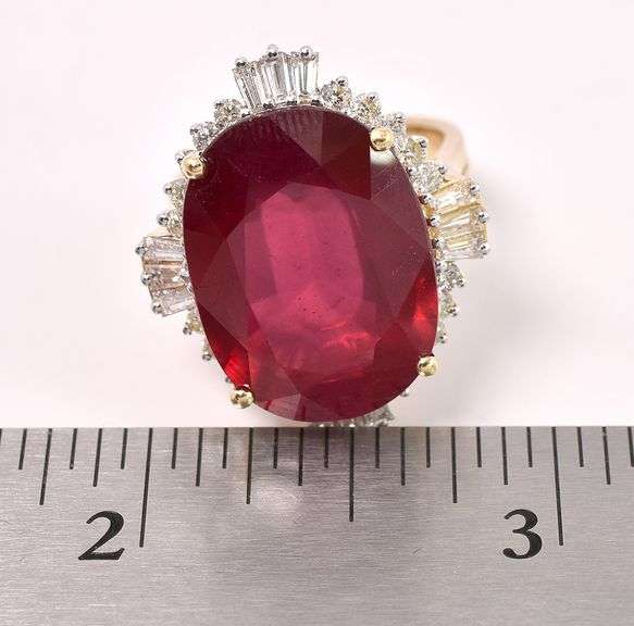 Amazing Ruby and Diamond Ring in 14K Yellow Gold