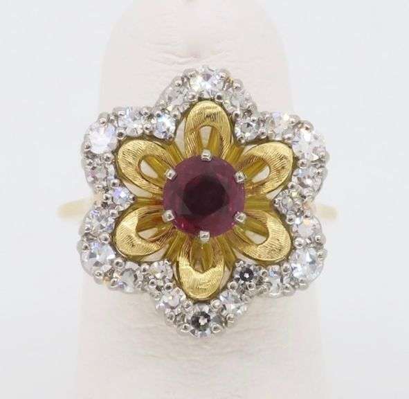 18k Diamond & Ruby Flower Ring