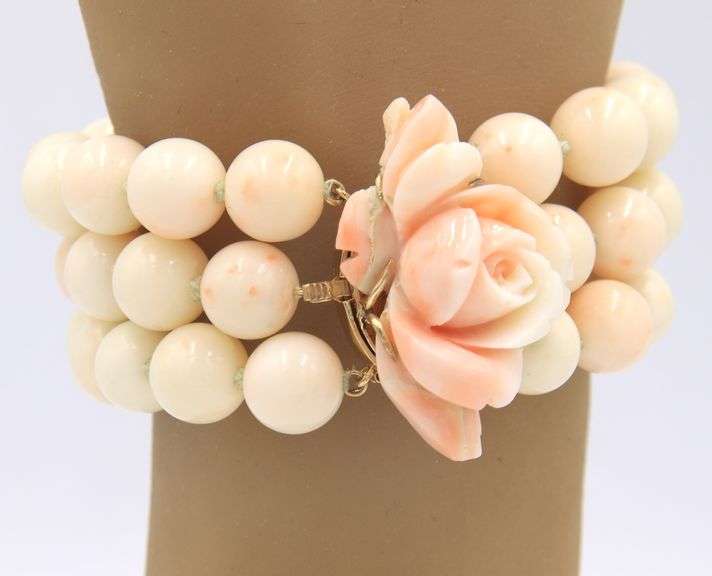 Vintage Angel Skin 3 Row 10-11mm Coral Bracelet