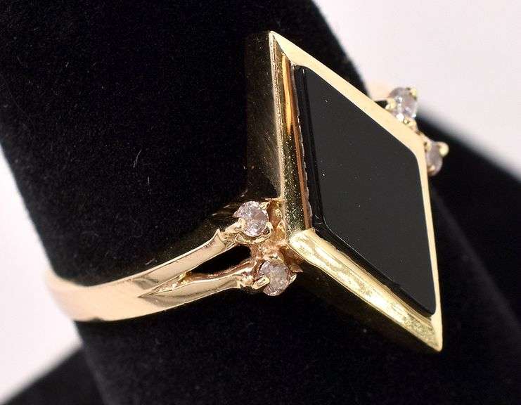 Magnificent Black Onyx and Diamond Ring In Yellow Gold