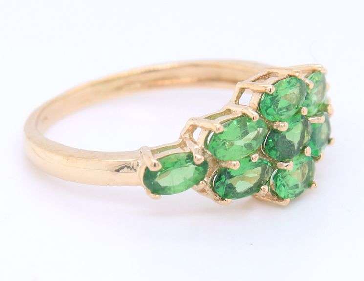 10KT Yellow Gold PErdiot Star Eaarings And Emerald Cluster Ring