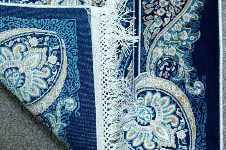 100% Silk Turkish 1.7x2.5