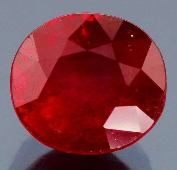 Amazing blood red 5.76ct Ruby