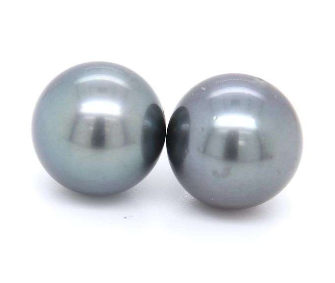 Pleasing White Gold 10.5mm Tahitian Pearl Stud Earrings