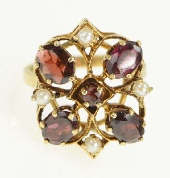 14K Yellow Gold Victorian Garnet Pearl Accent Vintage Cocktail Ring