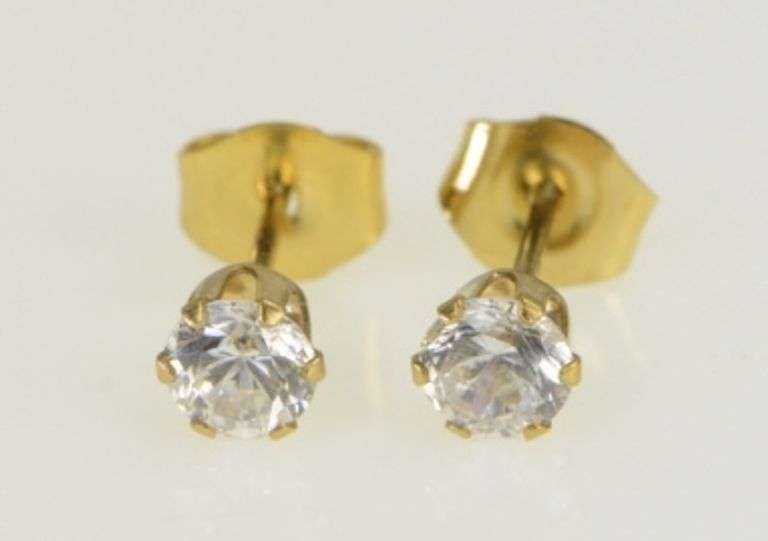 14K Yellow Gold Solitaire CZ Vintage Classic Round Stud Earrings