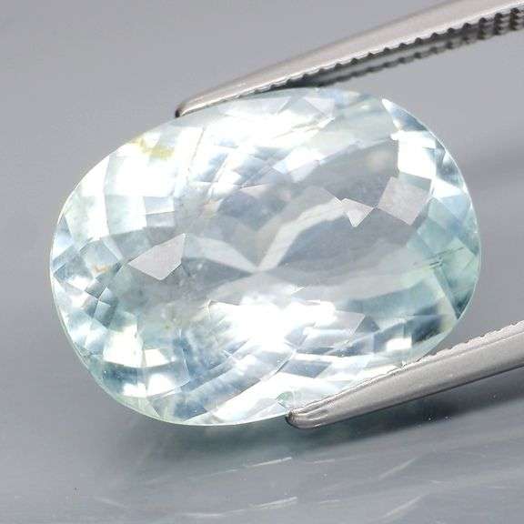 Stunning 7.08ct untreated Brazilian Aquamarine