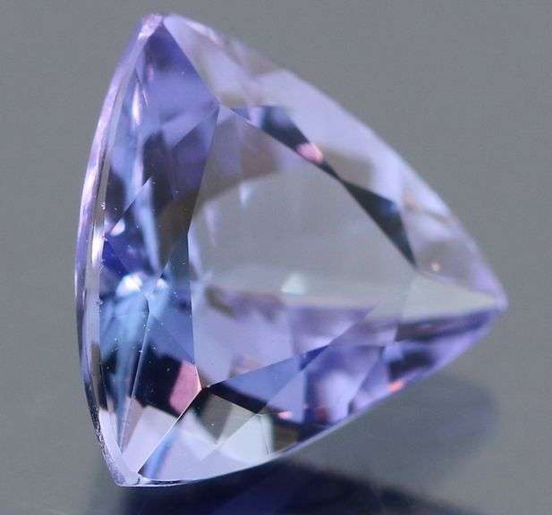 Awesome 1.52ct trillion cut Tanzanite