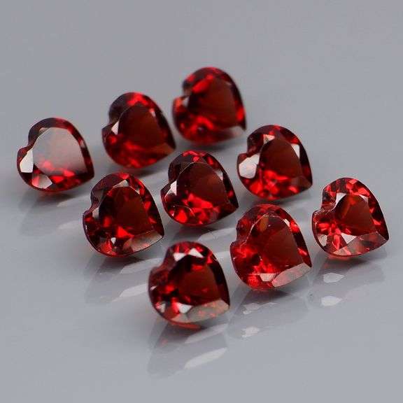 Premium 5.19ct heart cut cherry red Garnet set