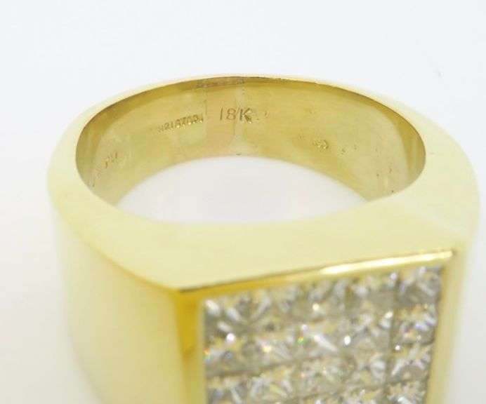 Men's Diamond Ring Crafted in 18k Yellow Gold