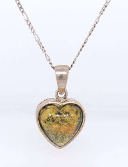 Vintage 925 Sterling Silver Heart Shaped Amber Pendant on Figaro Chain Necklace