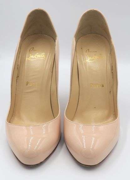 Christian Louboutin Hot Chick Scallop Pointed Toe Pump