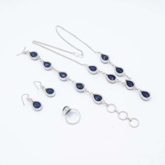 Beautiful Dark Blue Sapphire 4 Piece Jewelry Set
