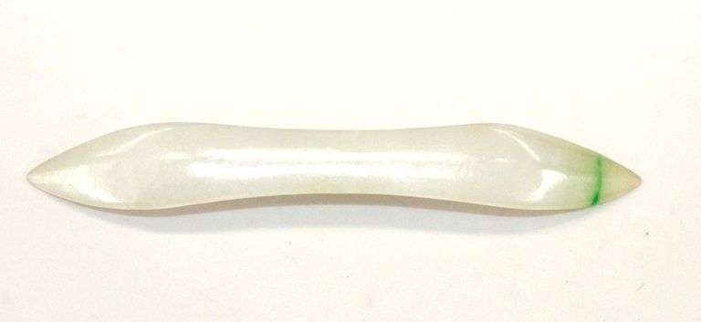Delicate Natural Jadeite Hairpin - Antique
