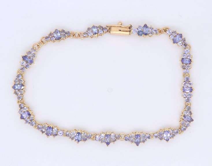 Pleasing Yellow Gold Tanzanite Cluster Bracelet
