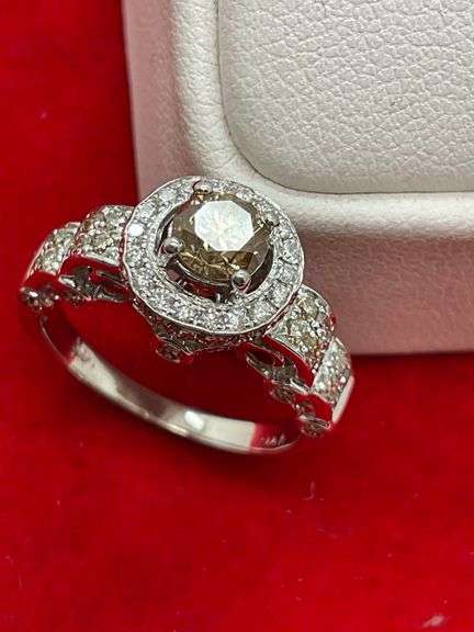 CERTIFIED 14K WHITE GOLD AND DIAMOND RING