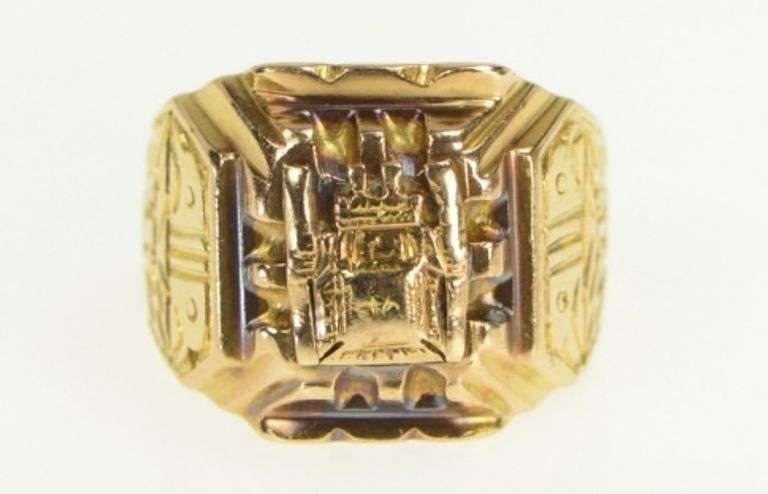 18K Yellow Gold Vintage Peruvian Ornate Mayan Design Ring
