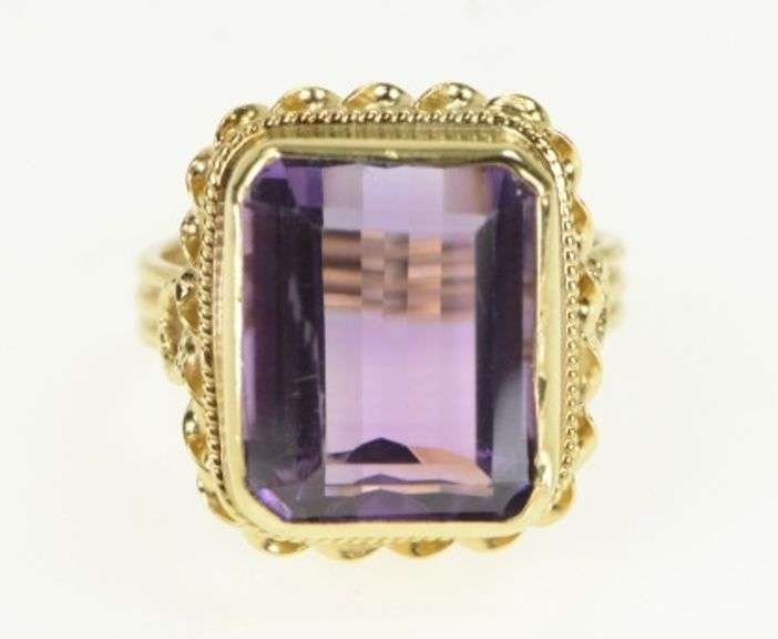 14K Yellow Gold Emerald Cut Amethyst Vintage Cocktail Ring