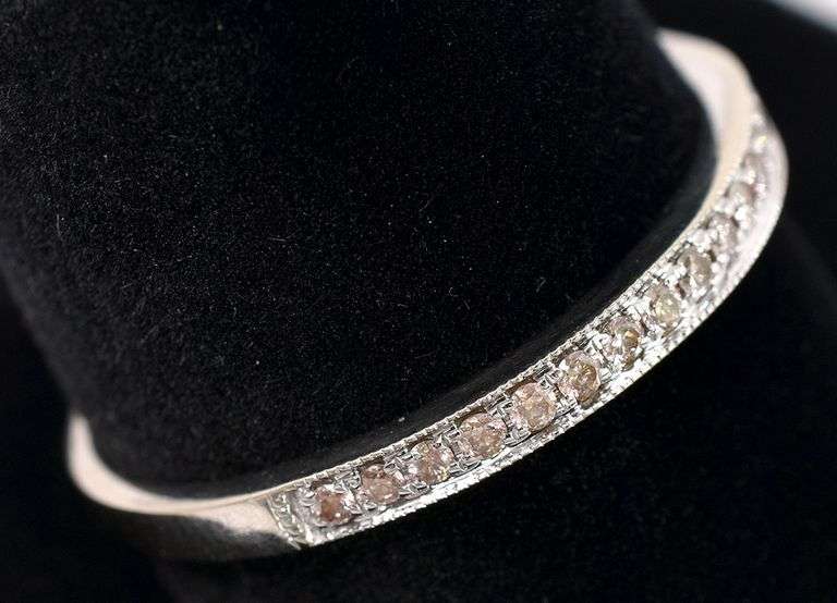 Classy Diamond Band Ring in 14K White Gold