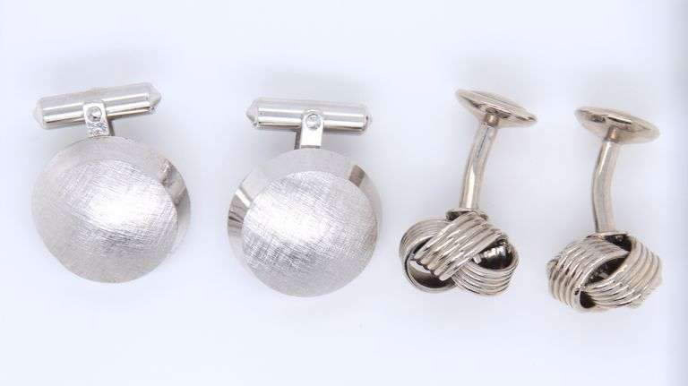 2 Pairs of Cufflinks