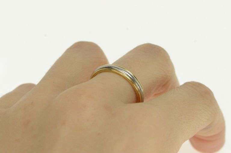 18K Yellow Gold Platinum 4mm Two Tone Classic Wedding Band Ring
