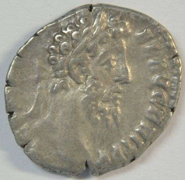 Sharp Roman Silver Denarius of Emperor Commodus, 177-192 AD