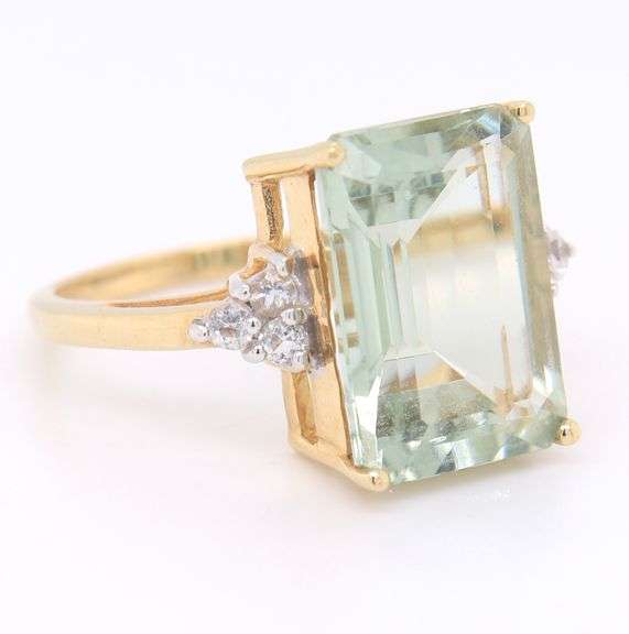 10KT Yellow Gold Radiant Green Amethyst Ring