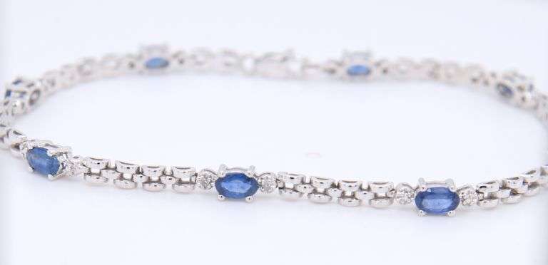 Handsome White Gold Blue Sapphire Link Bracelet