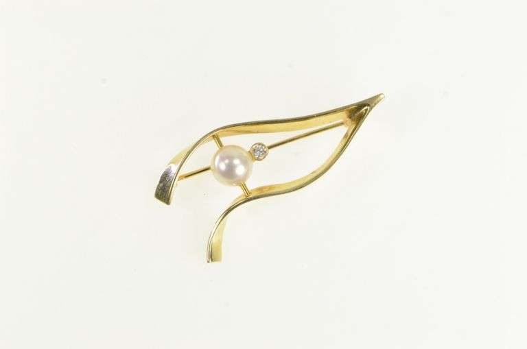 14K Yellow Gold Diamond 7.3mm Pearl Ribbon Curvy Statement Pin/Brooch