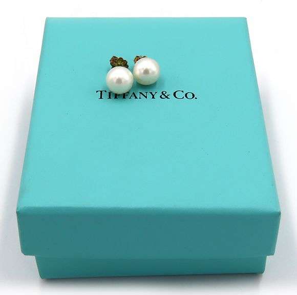 Tiffany & Co. 9.50MM Cultured Pearl Stud Earrings in Sterling
