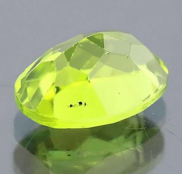 Fantastic 2.69ct top Burma green untreated Peridot