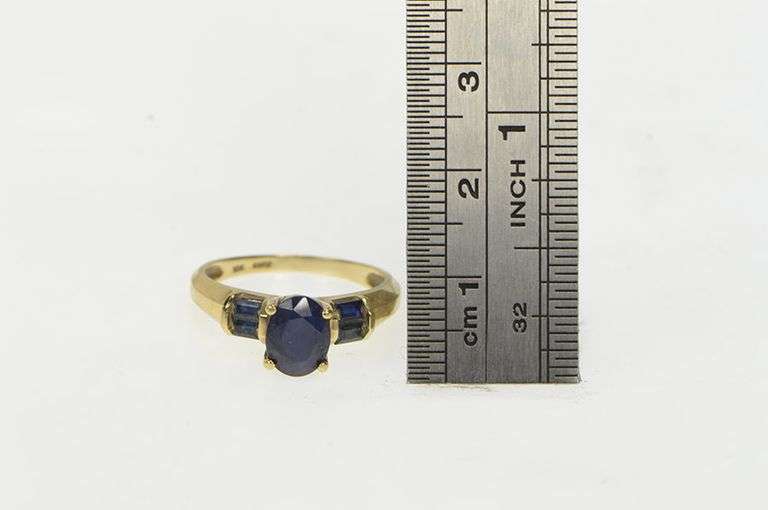 10K Yellow Gold Oval Natural Sapphire Vintage Classic Statement Ring