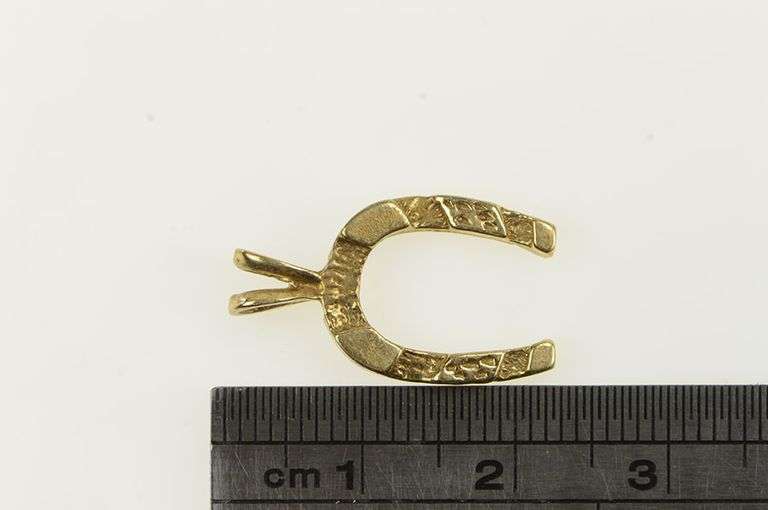 14K Yellow Gold Textured Nugget Horse Shoe Good Luck Charm/Pendant