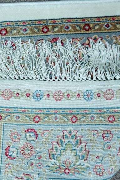 100% Silk Turkish 1.7x2.4