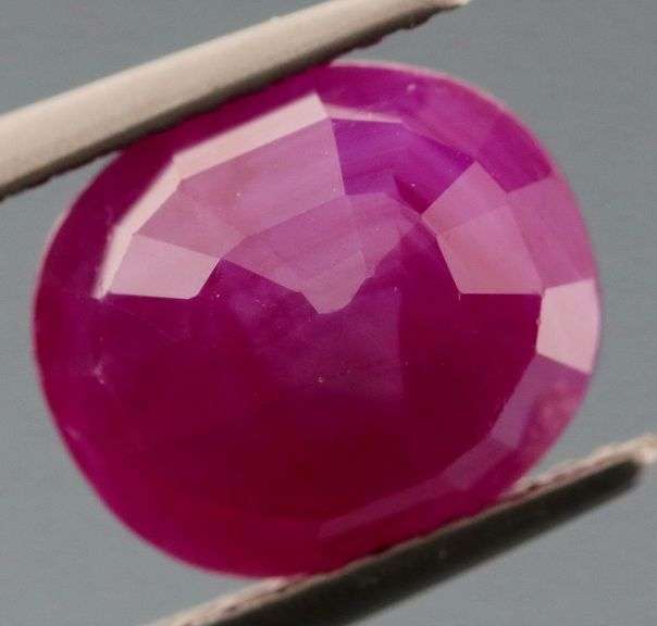 Large 4.37ct collectors violet pink Ruby