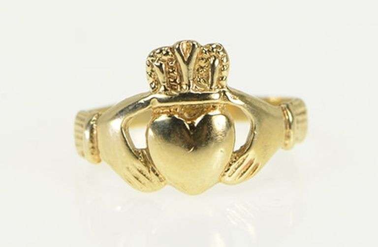 10K Yellow Gold Claddagh Traditional Irish Celtic Loyalty Symbol Ring