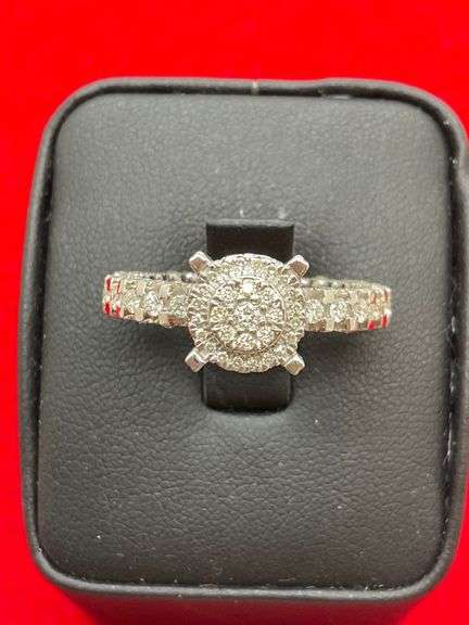 CERTIFIED 14K WHITE GOLD AND DIAMOND RING