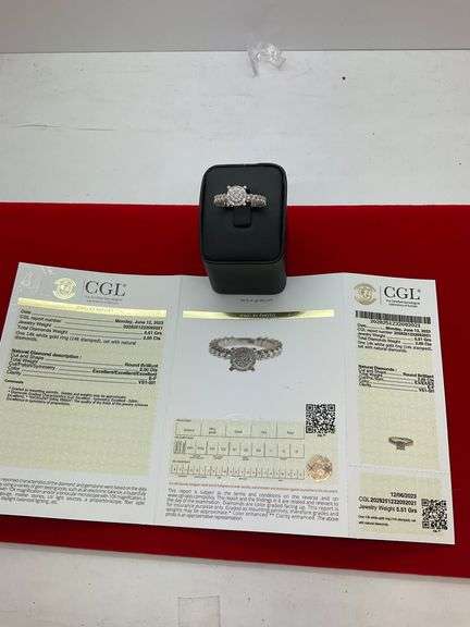 CERTIFIED 14K WHITE GOLD AND DIAMOND RING
