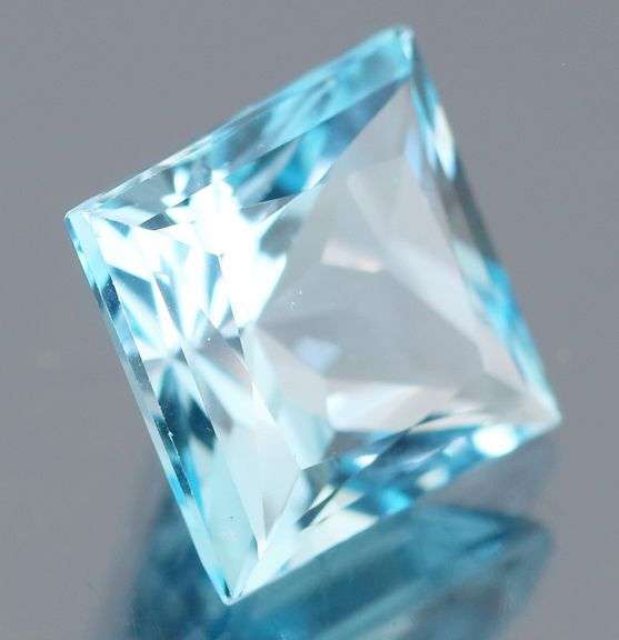 Vivid! 6.85ct radiant cut Swiss blue Topaz